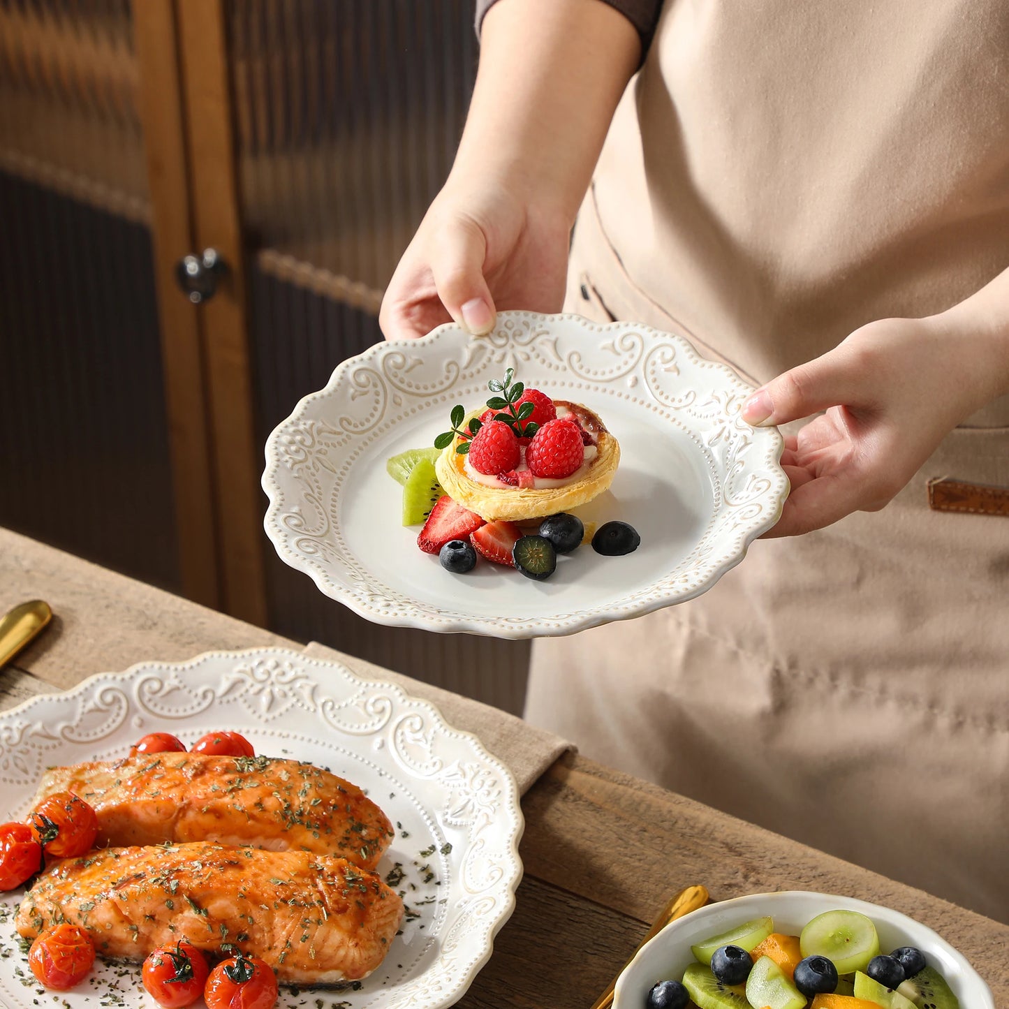 16-Piece Stoneware Dinnerware Set for 4 | Elegant Relief Design Plates & Bowls