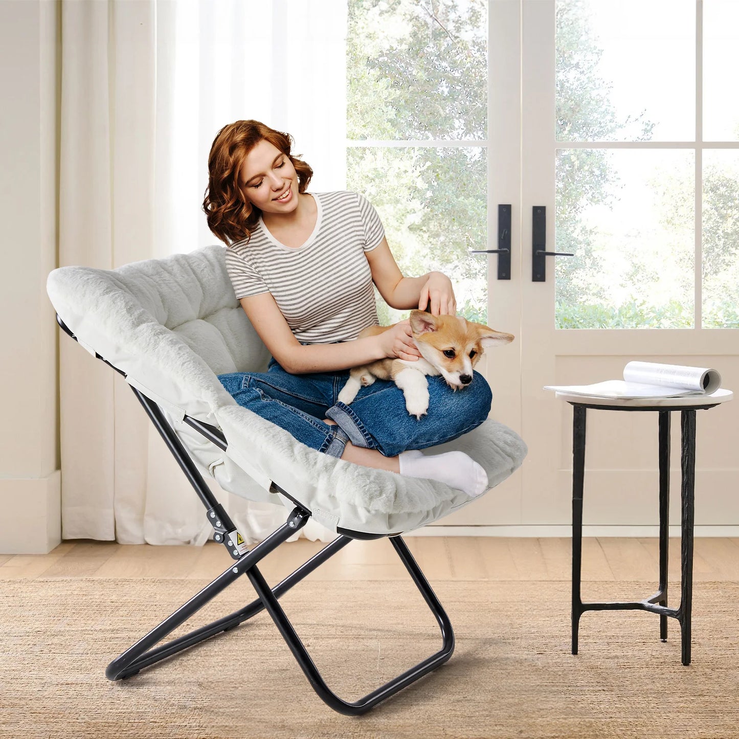 Cozy Folding Saucer Chair with Soft Faux Fur